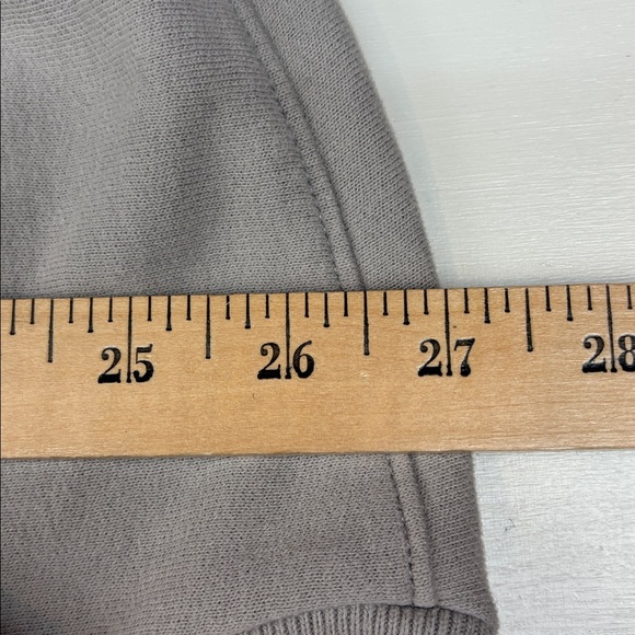 Abercrombie & Fitch Gray Sweatshirt - Picture 7 of 8